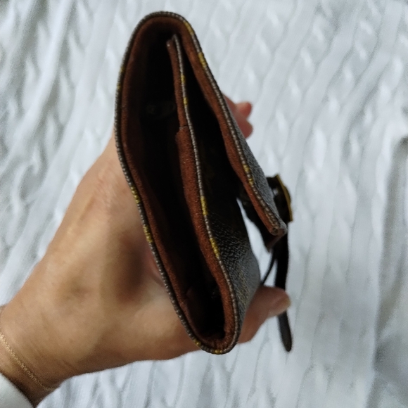 Louis Vuitton Saks Vintage Travel Jewelry Case - Picture 9 of 16